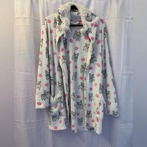 Cozy White and Pink Patterned Women's Jacket